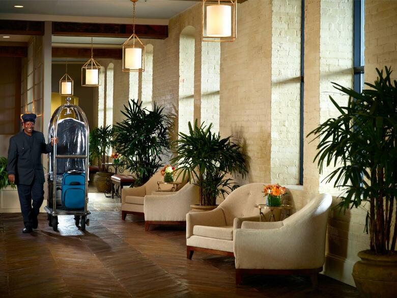 Wyndham Riverfront New Orleans Hotel