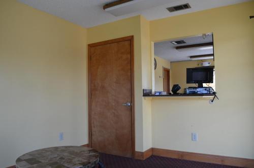 Motel Economy Inn New Orleans