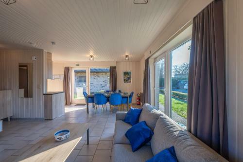 Bungalow Westende Blue