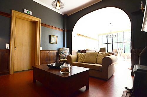 Hostal La Citadine