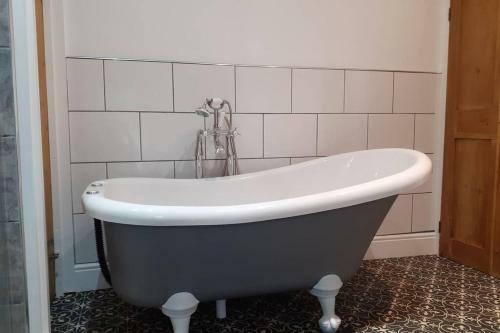 Pembrokeshire, Milford Haven, Luxury Townhouse