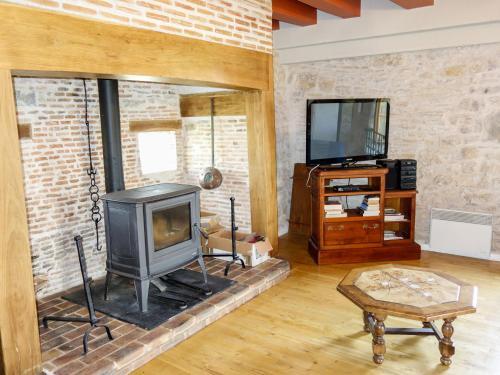 Holiday Home Maison Bonneval Chapelle Aux Saints