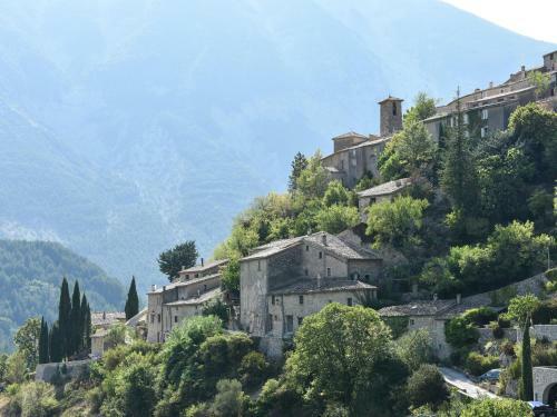 Apartamentos Holiday Home Ventoux Montbrun Les Bains V