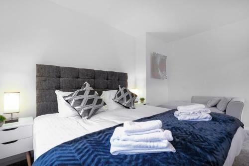 Apartamento Pinewood Studios Bright 4 Bed 2 Bath House Near Slough