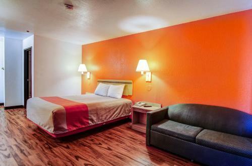 Motel 6 - Columbia