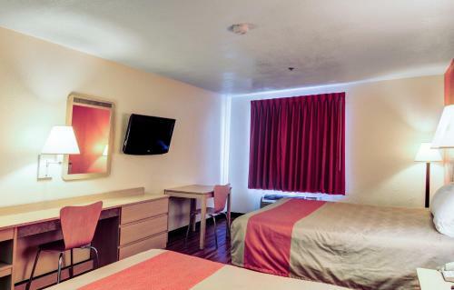 Motel 6 - Columbia