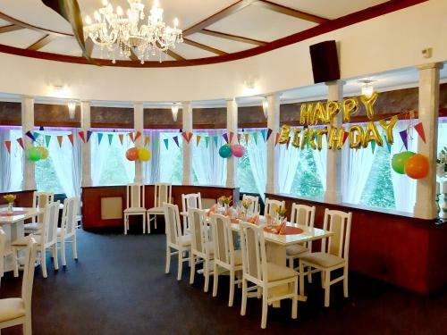 Hostal Penzion A Restaurace Belveder