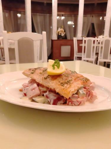 Hostal Penzion A Restaurace Belveder