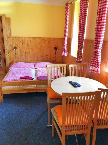 Apartm�ny U ?v�carsk�ho Dvora