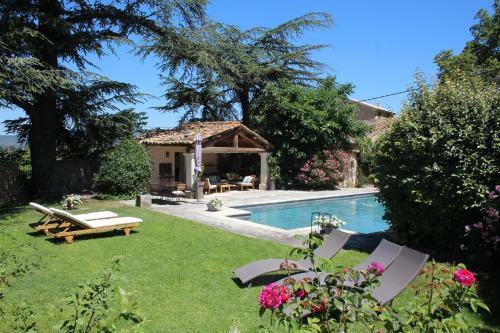 Bed & Breakfast Le Mas Des L�nes