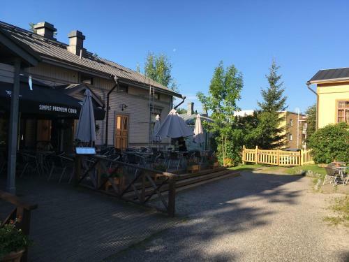Cafe-restaurant & Hotel Saima