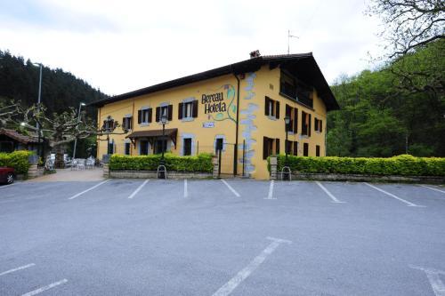 Hotel Rural Bereau