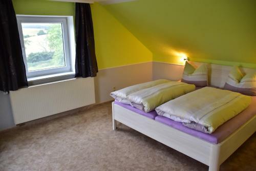 Apartamento Ferienwohnung Sch�ne Aussicht Pension Volgenandt