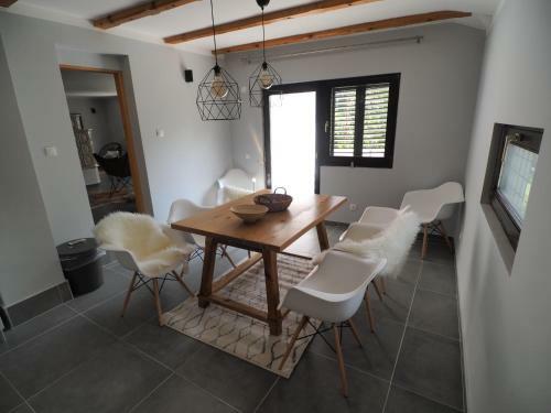 Villa House Sara