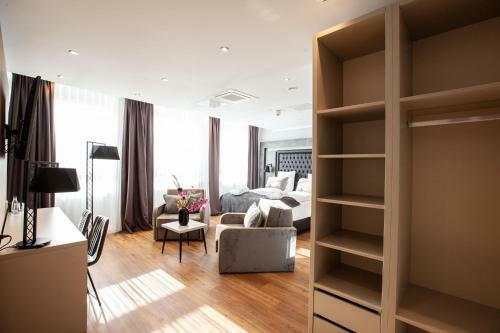Elens Hotel