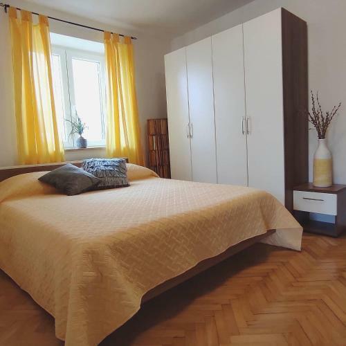 Holiday Home Villa Lavarino Royal
