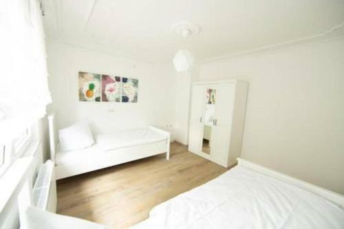 Br�hl Mitte, Neu Renoviertes Haus
