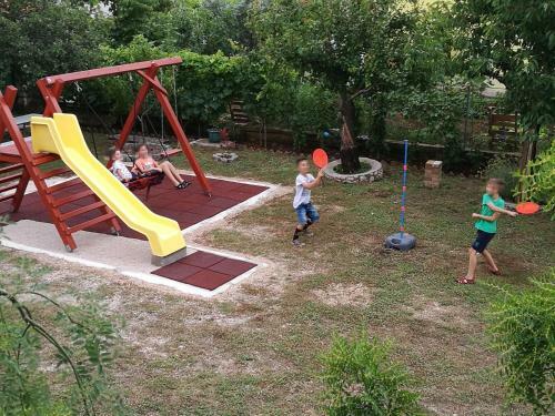 Hostal Guesthouse Villa Domenico
