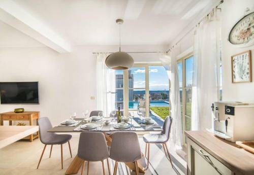 Villa Nar