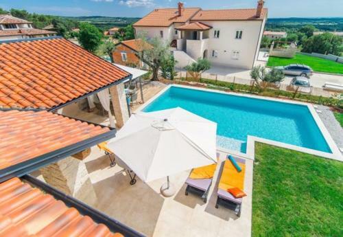 Villa Nar