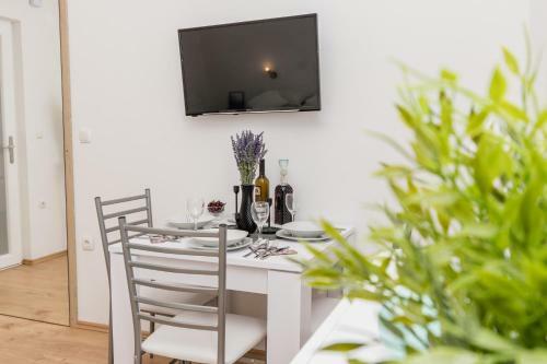 Studio Apartment Harmony Np Krka