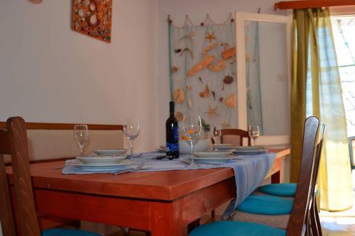 Holiday House Maretta - Apartment No 1