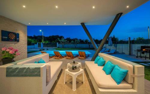 Holiday Home In Mali Vare?ki/istrien 37975