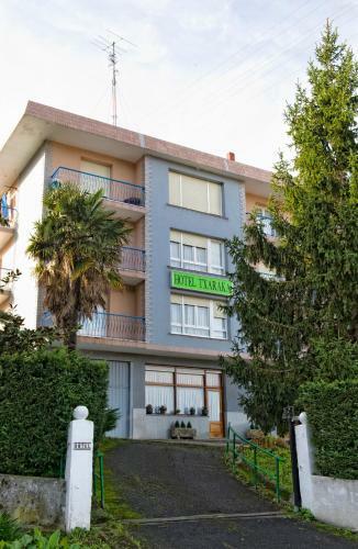 Hotel Txaraka