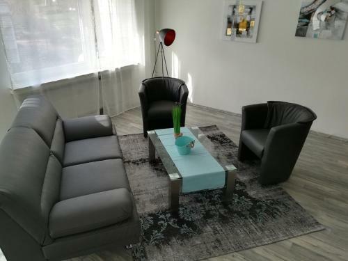 Apartment 28 O M