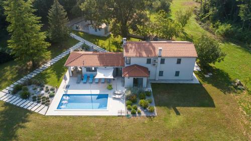Villa Stepan?i?
