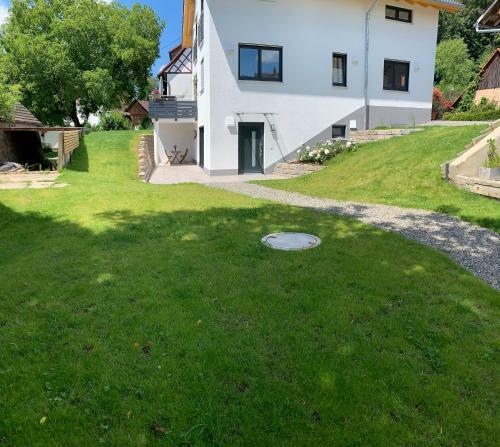 Apartamento Ferienwohnung Zum Hohlenstein