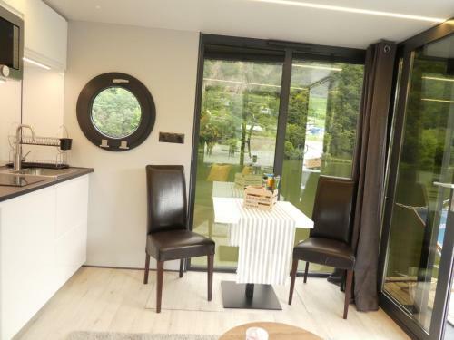 Hausboot Moselrose In P�lich