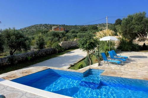 Villa Stone&olive - With Pool