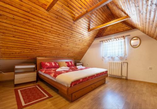 Vila Carmen, Mrkopalj,sunger 57