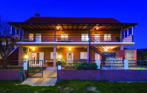 Villa Dandelion