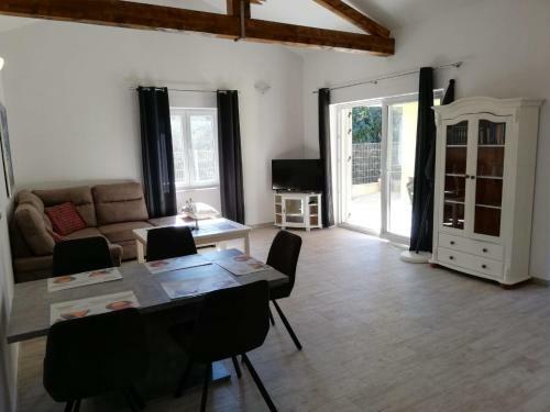Vivi Holiday House For 4 People