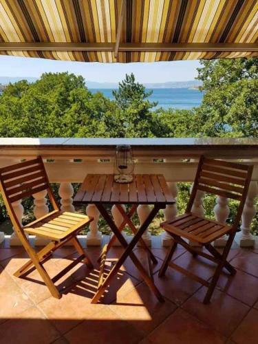 Apartments In Omisalj/insel Krk 39760