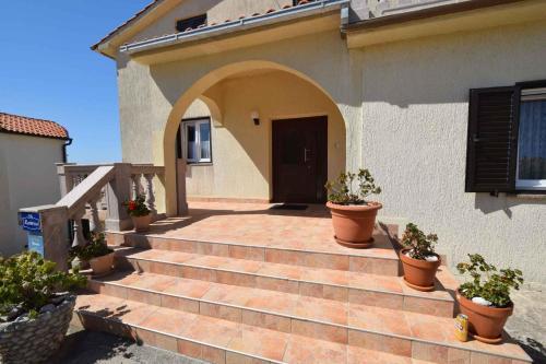 Apartment In Omisalj/insel Krk 13339