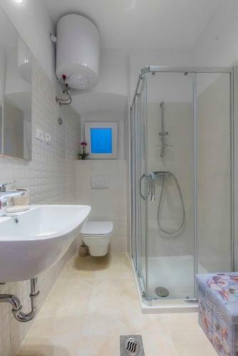 Season4all Apartments