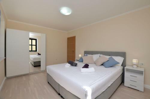 Apartment Lux