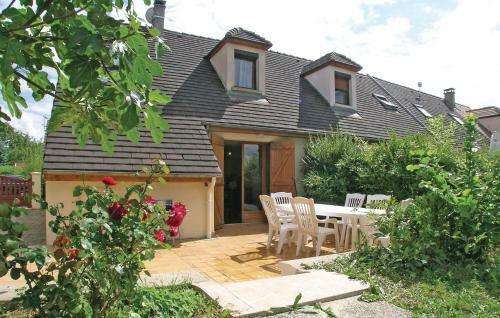Holiday Home Mesnil St Pere Cottages de Port