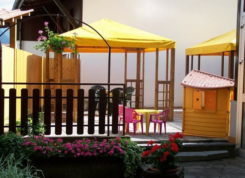 Hotel Del Negro