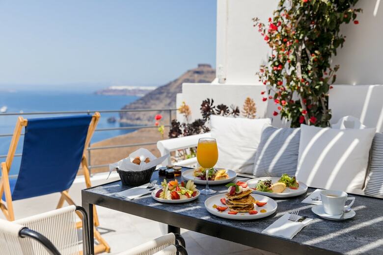 Apartamentos Porto Fira Suites