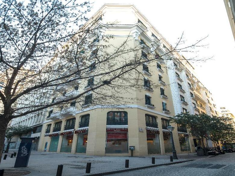 Hotel Petit Palace Triball