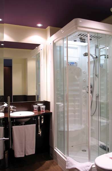 Hotel Petit Palace Triball