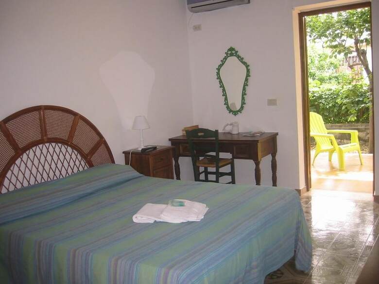 Bed & Breakfast La Via Del Mare