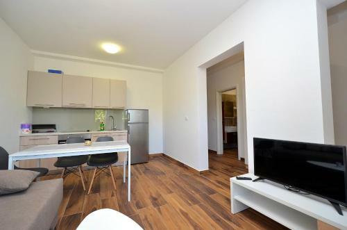 Stella Apartments