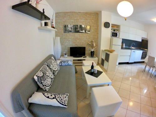 Apartamentos Corinne Garden Residence
