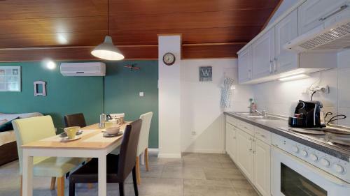 Apartamentos Lara Superior App 4 Star By The Sea