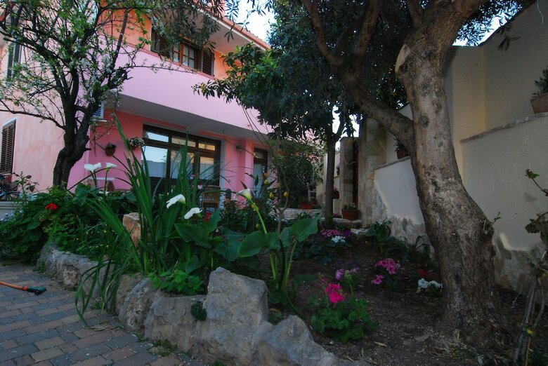 Apartamento Flowery Inn Villa